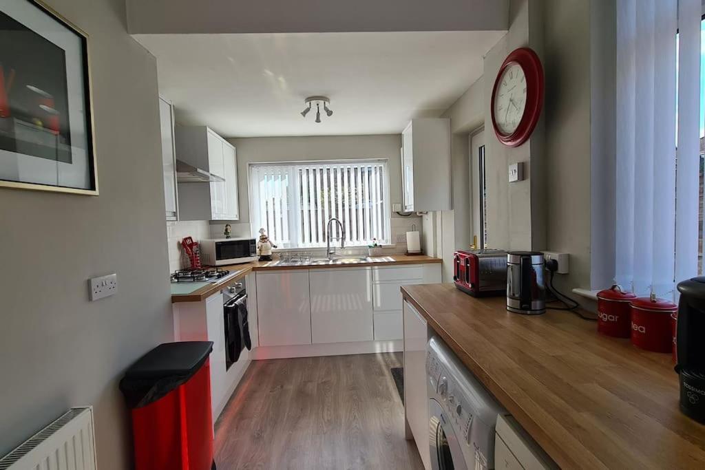 Stunning Holiday Home. Free Parking. Manchester Extérieur photo